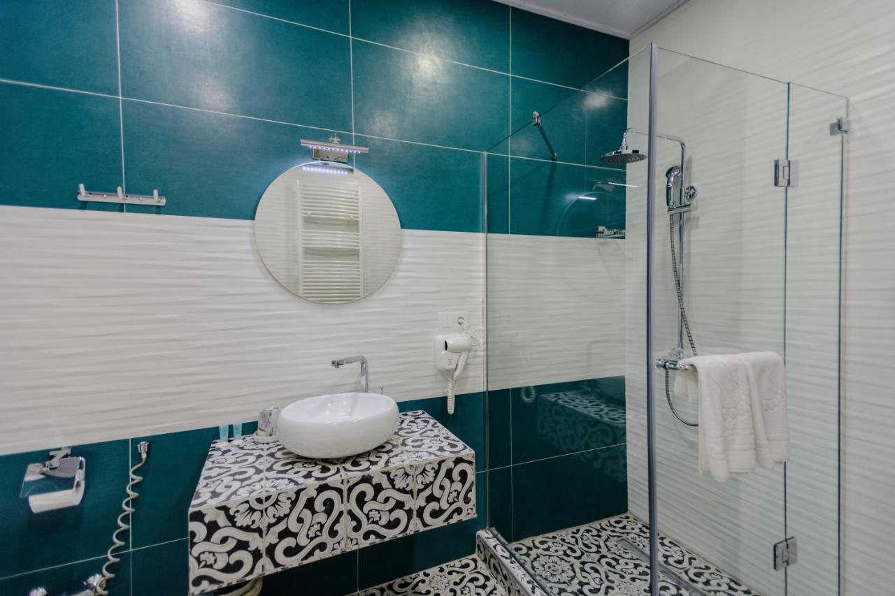 טביליסי Rivendell Boutique Hotel מראה חיצוני תמונה